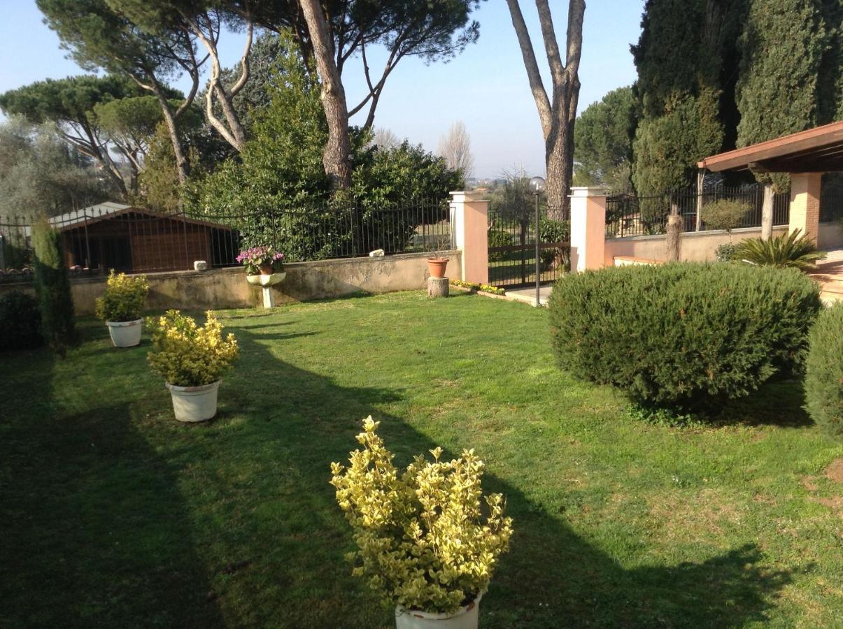 Villa Paradise Resort Gallicano nel Lazio Bagian luar foto