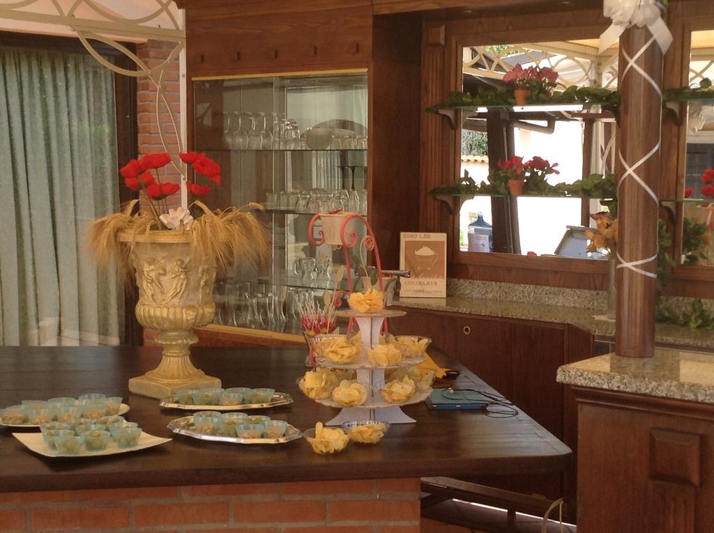Villa Paradise Resort Gallicano nel Lazio Bagian luar foto