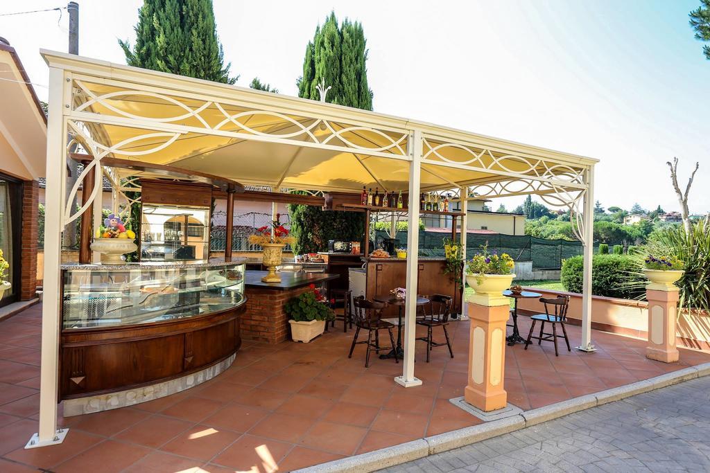 Villa Paradise Resort Gallicano nel Lazio Bagian luar foto